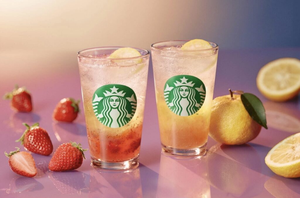 スタバ新メニューご紹介ページ 。『チラックスソーダ　ストロベリー』『チラックスソーダ　ゆずシトラス』